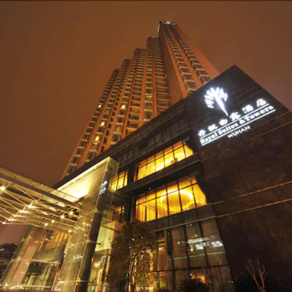 Royal Suites & Towers Wuhan Eksteriør bilde
